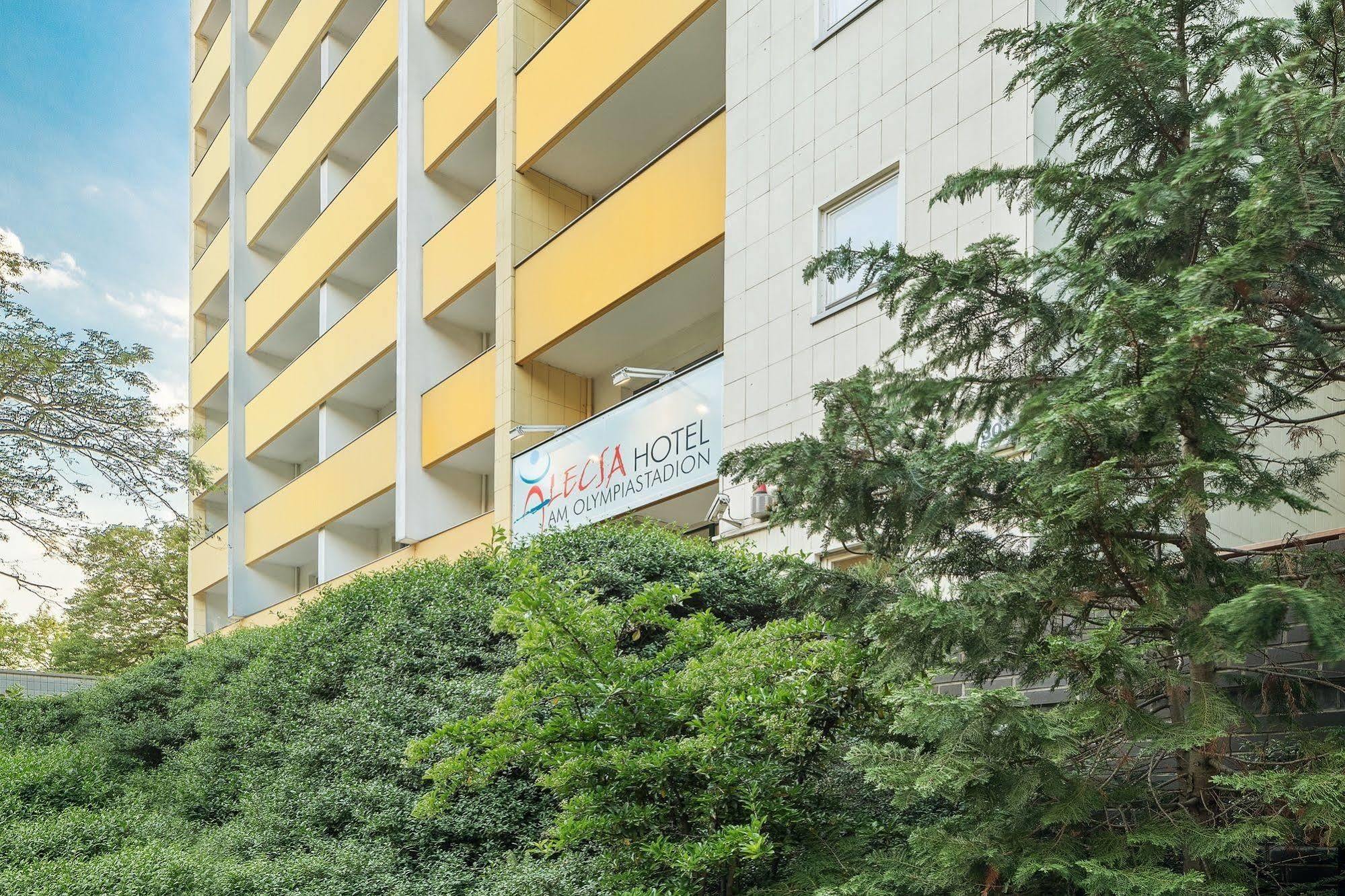 Hotel Alecsa Am Olympiastadion 3*