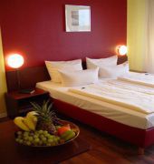 Alecsa Am Olympiastadion Hotel